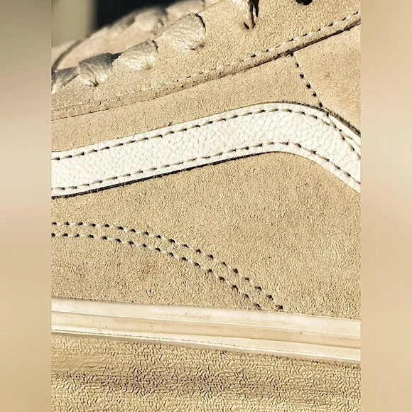 Vans — Pig Suede Old Skool Shoes - Picture 3 of 7